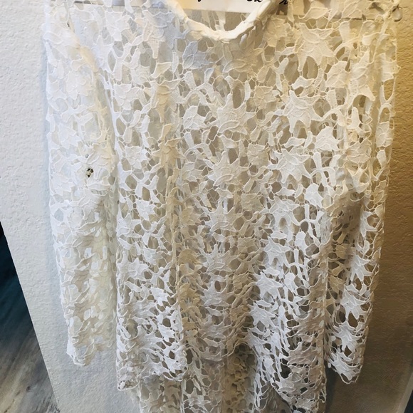 Gorgeous white CROCHET long tunic NWOT - Picture 3 of 4